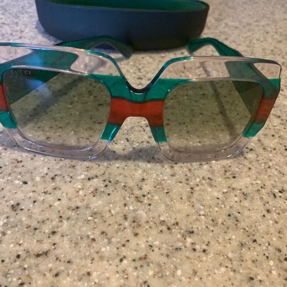 Authentic Gucci glasses - Picture 3 of 4